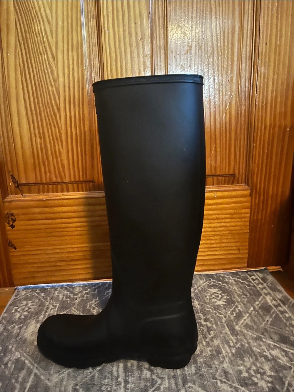 Hunter Tall Black Boots Size 8